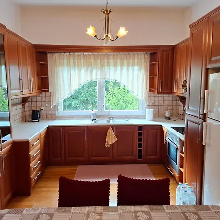 Dinaki Apartament