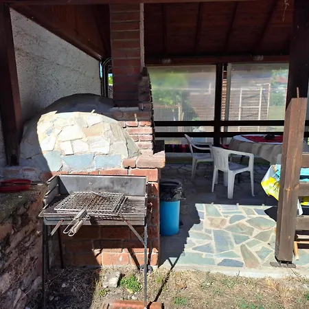 Dinaki 아파트 플로리나