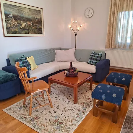 Apartamento Dinaki Florina