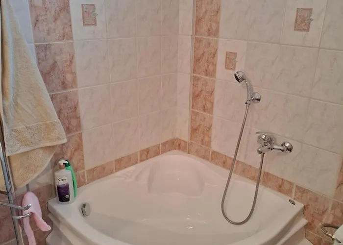 Dinaki Apartamento *