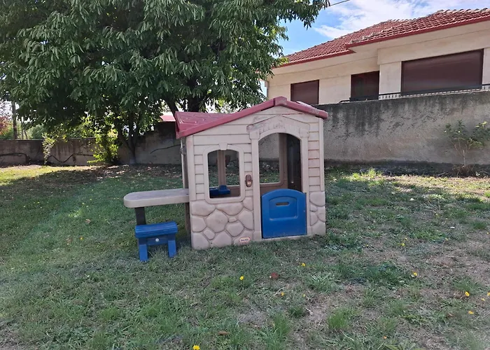דירה Dinaki פלורינה