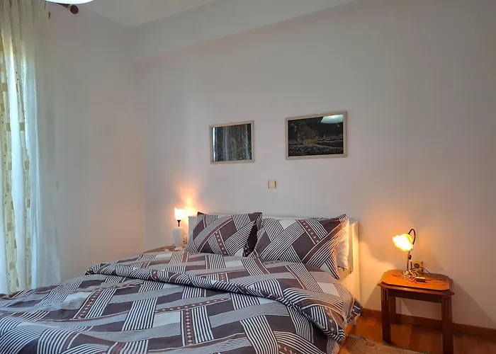 Dinaki Apartamento Florina