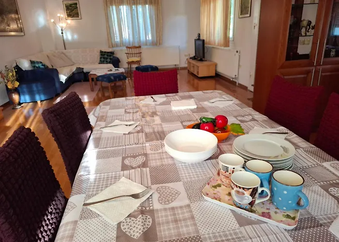 Apartamento Dinaki *